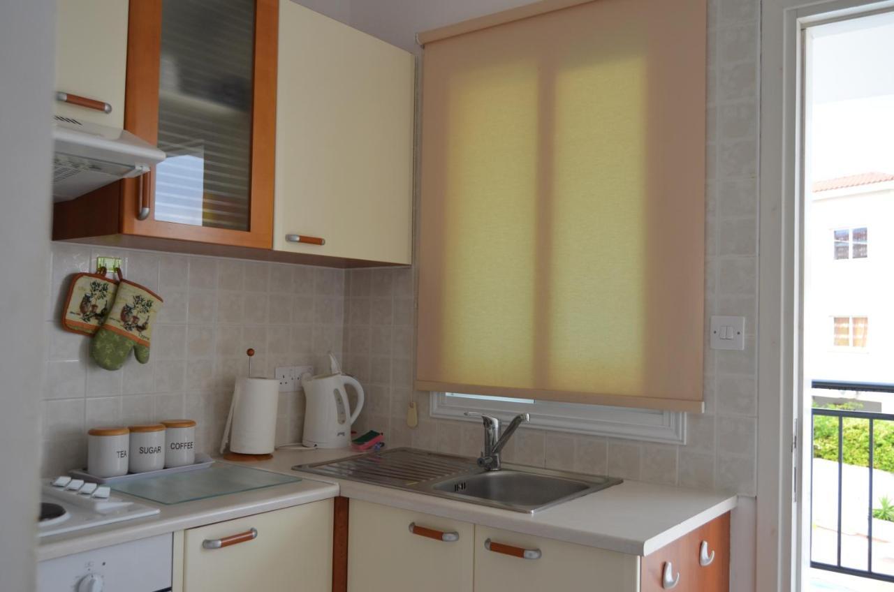 Apartament Ithaki Gardens 107 *